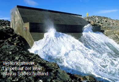 Wellenkammer-Kraftwerk in Limpet auf
                              der Insel Islay in Sd-Schottland, Baujahr
                              2000, produziert Strom 24 Stunden am Tag
                              gratis