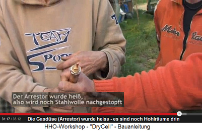 Die Gasd�sse ist heiss geworden - also
                          sind noch L�cher drin, es ist zu wenig
                          Stahlwolle hineingestopft