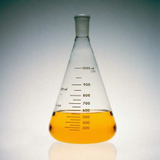 Urin in einer Flasche:
                          Menschen mit Amalgamfllungen haben eine
                          erhhte Quecksilberbelastung im Urin.