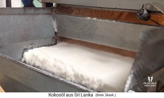 Da kommen die frischen Kokosraspeln raus