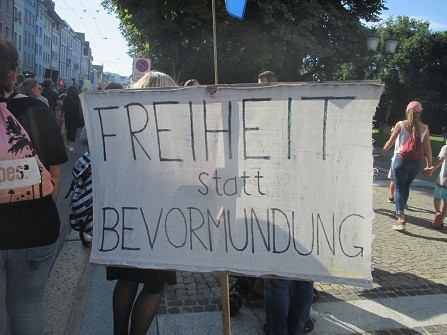 Demo Winterthur
                    18.9.2021: Es wird gefordert: Freiheit statt
                    Bevormundung