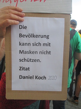 Demo
                    Winterthur 18.9.2021: Transparent 15 zitiert Herrn
                    Daniel Koch aus dem Jahre 2020: "Masken
                    schtzen nicht"