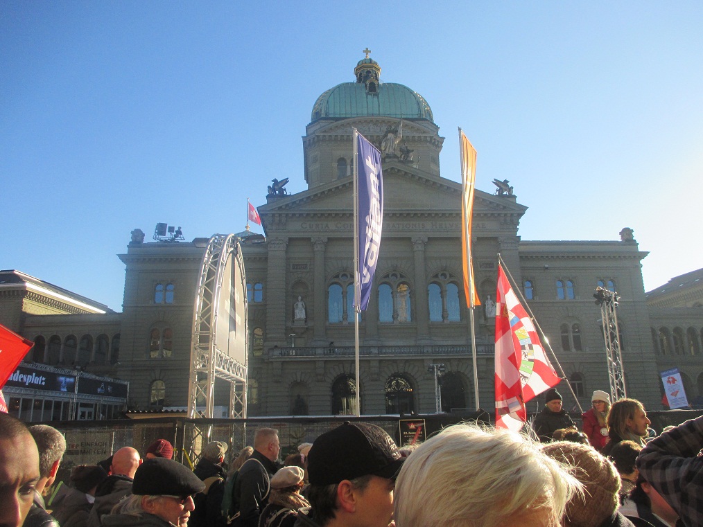 Demo in Bern 22.1.2022 beim Bundeshaus Demo in Bern 22.1.2022 beim Bundeshaus