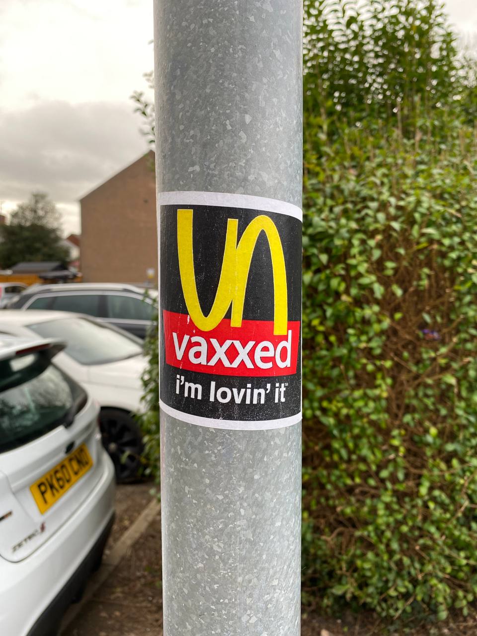 Widerstand irgendwo in England oder so
7.3.2023: Kleber "UNvaxxed I'm loving it" Widerstand irgendwo in England oder so
7.3.2023: Kleber "UNvaxxed I'm loving it"