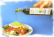 Olivenl auf Feta-Tomatensalat:
                      Olivenl frdert bei Blutgruppe 0 Herz und
                      Arterien, und Feta ist eine der wenigen
                      bekmmlichen Ksearten der Blutgruppe 0.