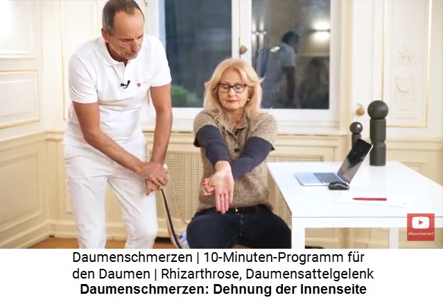 �bung 1 gegen
                    Daumenschmerzen mit der Dehnung der
                    Daumen-Innenseite: Der Arm wird um 180 Grad gedreht,
                    die Hand nach aussen gestreckt und der Daumen mit
                    der anderen Hand leicht nach innen gezogen