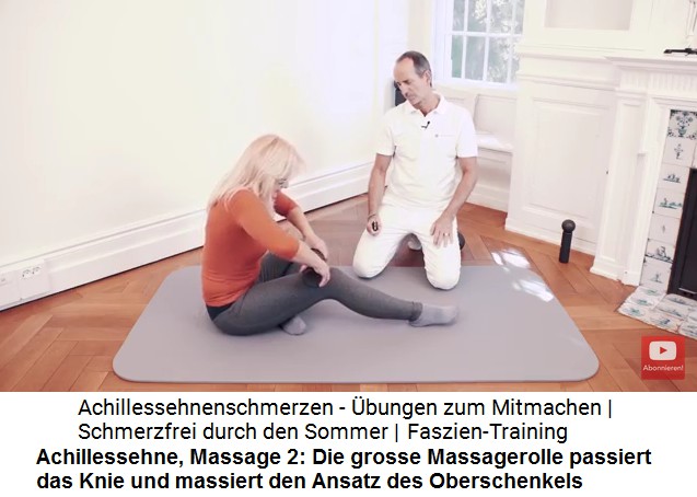 Achillessehne Massage 2: Die grosse
                      Massagerolle wird langsam �ber das Knie abgerollt
                      03