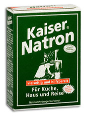 Natron (z.B. "Kaiser
                  Natron" [1]) heilt Lungenentzndung und anderen
                  Lungenkrankheiten in Kombination mit Zuckermelasse in
                  10 bis 12 Tagen, oder in Kombination mit Apfelessig in
                  5 bis 6 Tagen