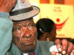 Benito Martinez, 125
                Jahre alt, Geburtstag 23.6.2005