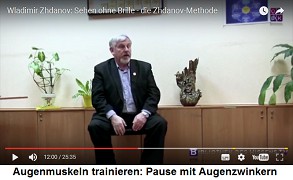 Augenmuskeln trainieren: Pause mit
                              Zwinkern
