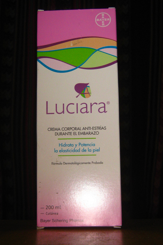 Crema maravillosa contra
                    estras y para el cuidado de la piel en general:
                    "Luciara"