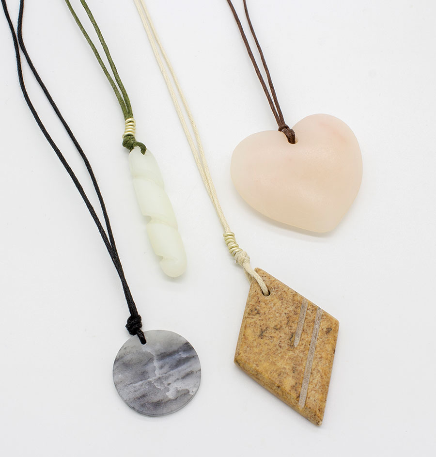 Speckstein-Anhänger Speckstein-Anhänger