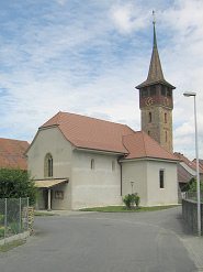 Rue vers l'�glise, Kirche von Corcelles
                          bei Payerne
