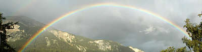 Mndala de arco
                                iris en Suiza en la punta de Lenz /
                                Lantsch