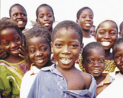 Lachende Kinder aus Mali