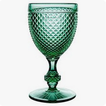 Auch ein Kelchglas ist ein Symbol fr
              die Mutterbrust