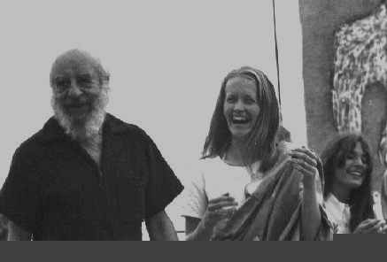 Frederick
                        Perls 1967 im Esalem Institute, Big Sur Folk
                        Festival