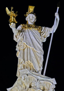 y
Atenea ... y Atenea ...