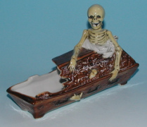 Un
                            borracho fue manipulado en un ata�d, pero
                            cuando se despert� solo pregunt� si hay m�s
                            a beber.