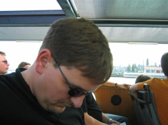 Cuando se adormila, pueden seguir
                        situaciones peligrosas...