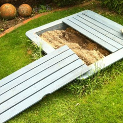 Sand box 01
                                with cover, Germany