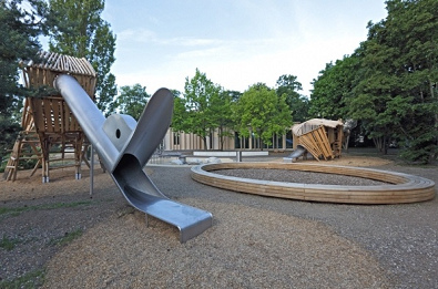 Tunnel slide with a bird's beak,
                              Saint John Park (St.-Johann-Park), Basel