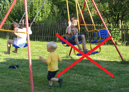 Negative swings 03: We see a twin swing
                            for two with only one child