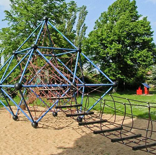 Climbing 06: climbing pyramid made of
                              metal and ropes, Koethen, Saxonia-Anhalt,
                              Germany