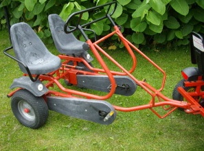 Drive a go-cart 10, a
                            go-cart trailer also for giving drive,
                            Goehren-Lebbin, Germany