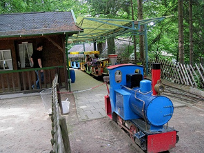 Parkeisenbahn 03, in
                          Ibbenb�ren, der Bahnhof