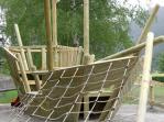 Schiff auf dem Spielplatz
                                Oberw�ssen, Sicht auf das Kletternetz