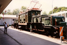 Alte
Krokodillokomotive im Verkehrsmuseum Luzern Alte Krokodillokomotive im
Verkehrsmuseum Luzern